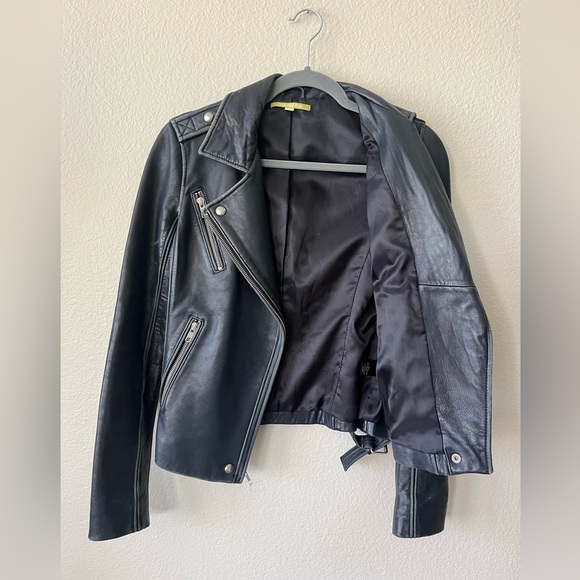 Gianni Bini Distressed Blue Leather Moto Jacket Women’s Size XS - Picture 3 of 16